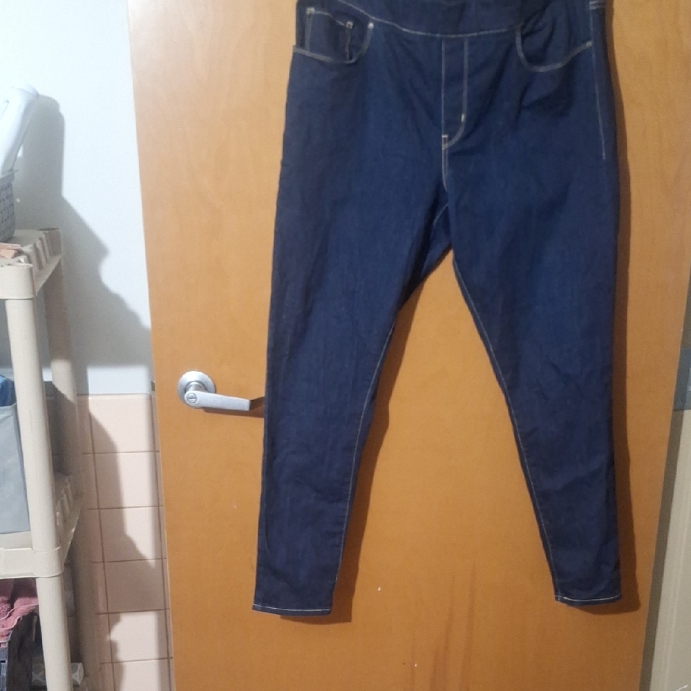 Levi's Dark Blue Jeggings